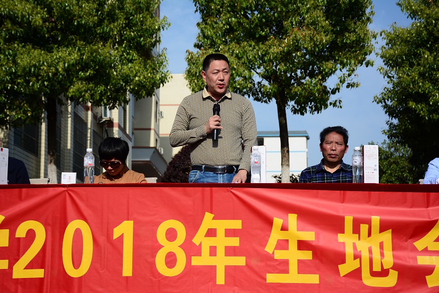 DSC_5966.JPG DSC_5966.JPG