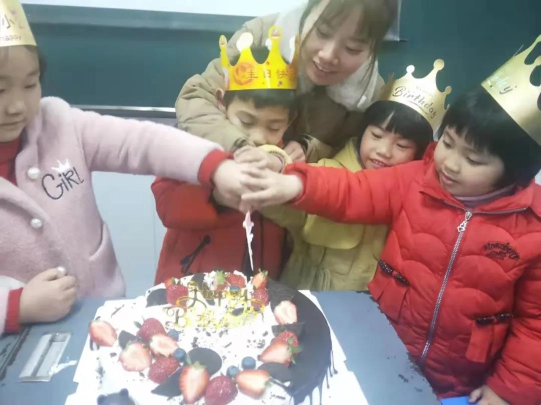 生日會(huì)2.jpg